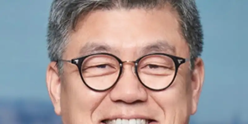 Hwoon-Yong Jung