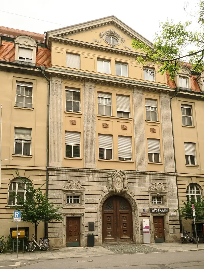 Frauenklinik in der Maistraße