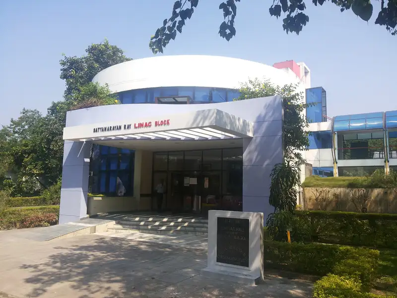 Saroj Gupta Cancer Centre and Research Institute