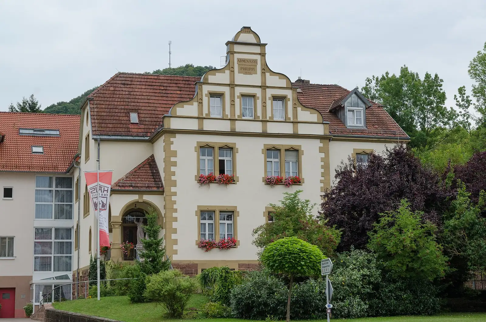 Armenhaus binası