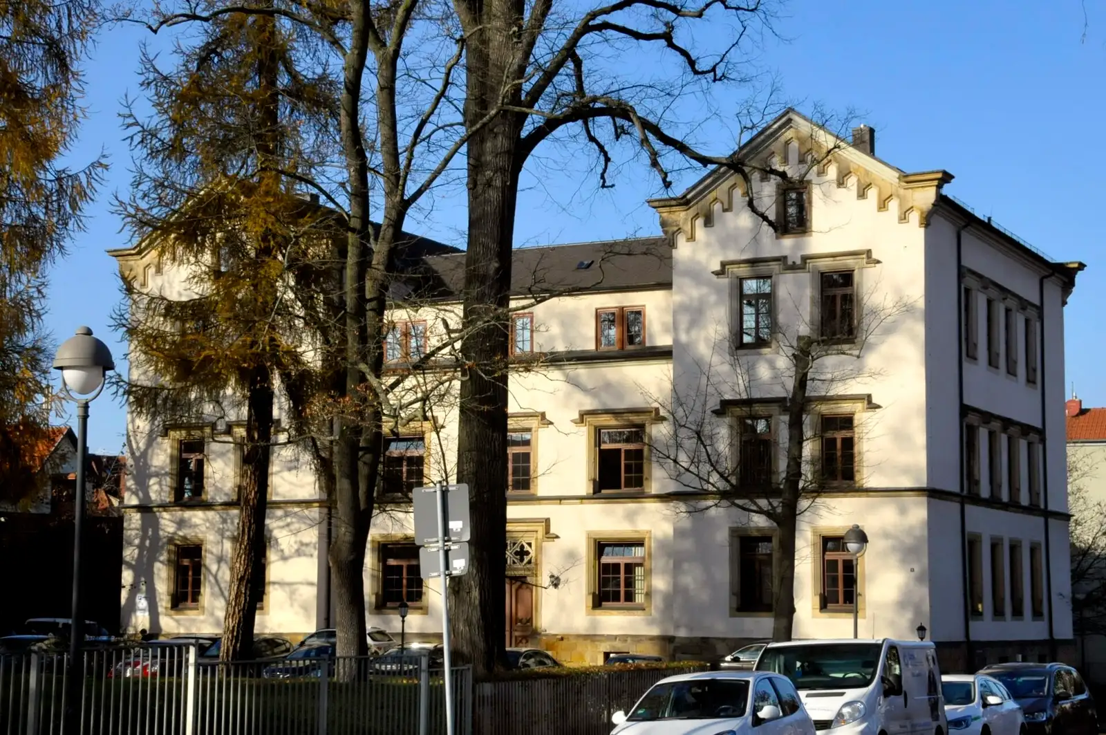 Jengo la Emminghausstraße 8