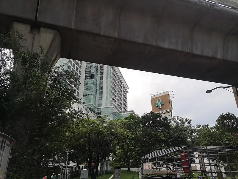Sukhumvit hospital