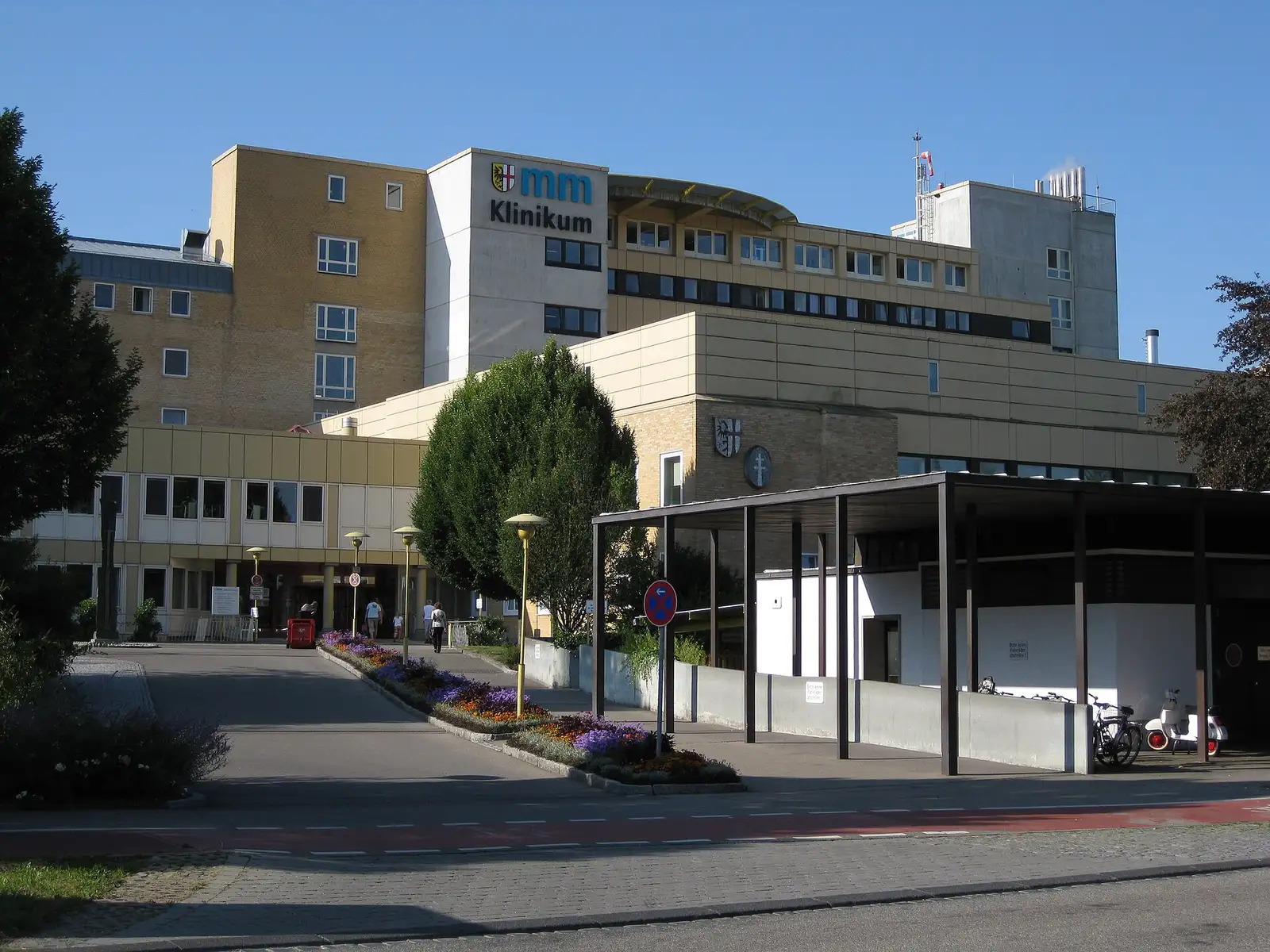 Jengo la Klinikum